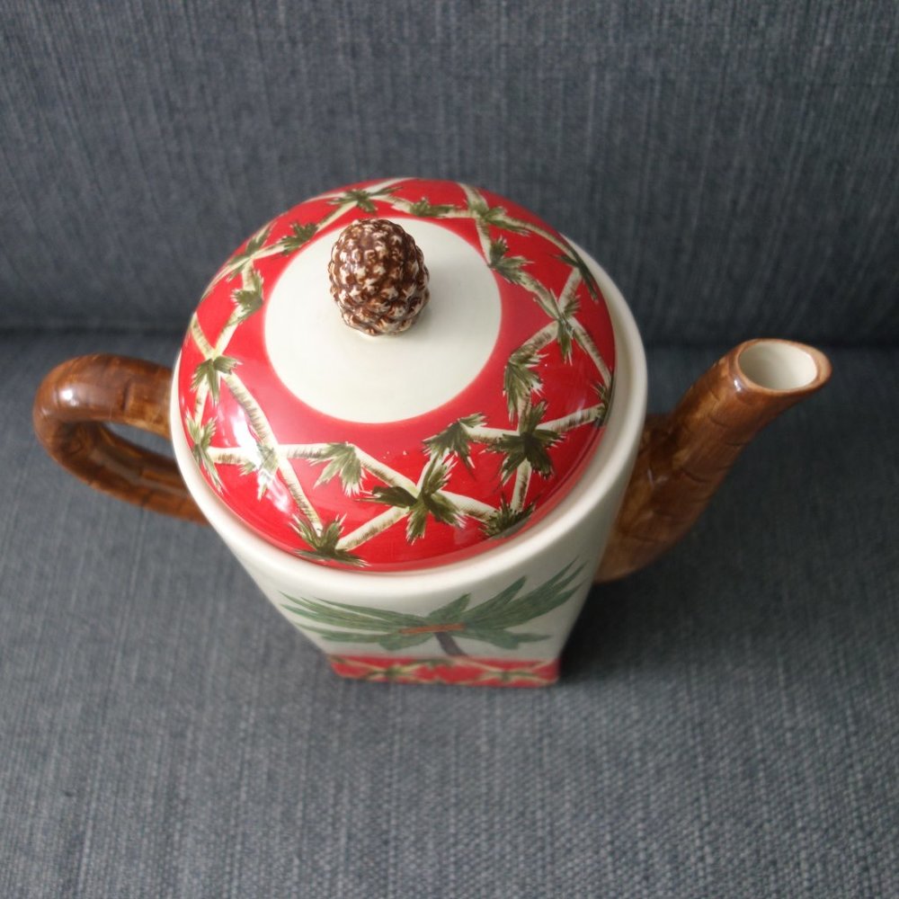 Handpainted Exclusive Pacific Rim China Tea Pot - Picture 2 of 16